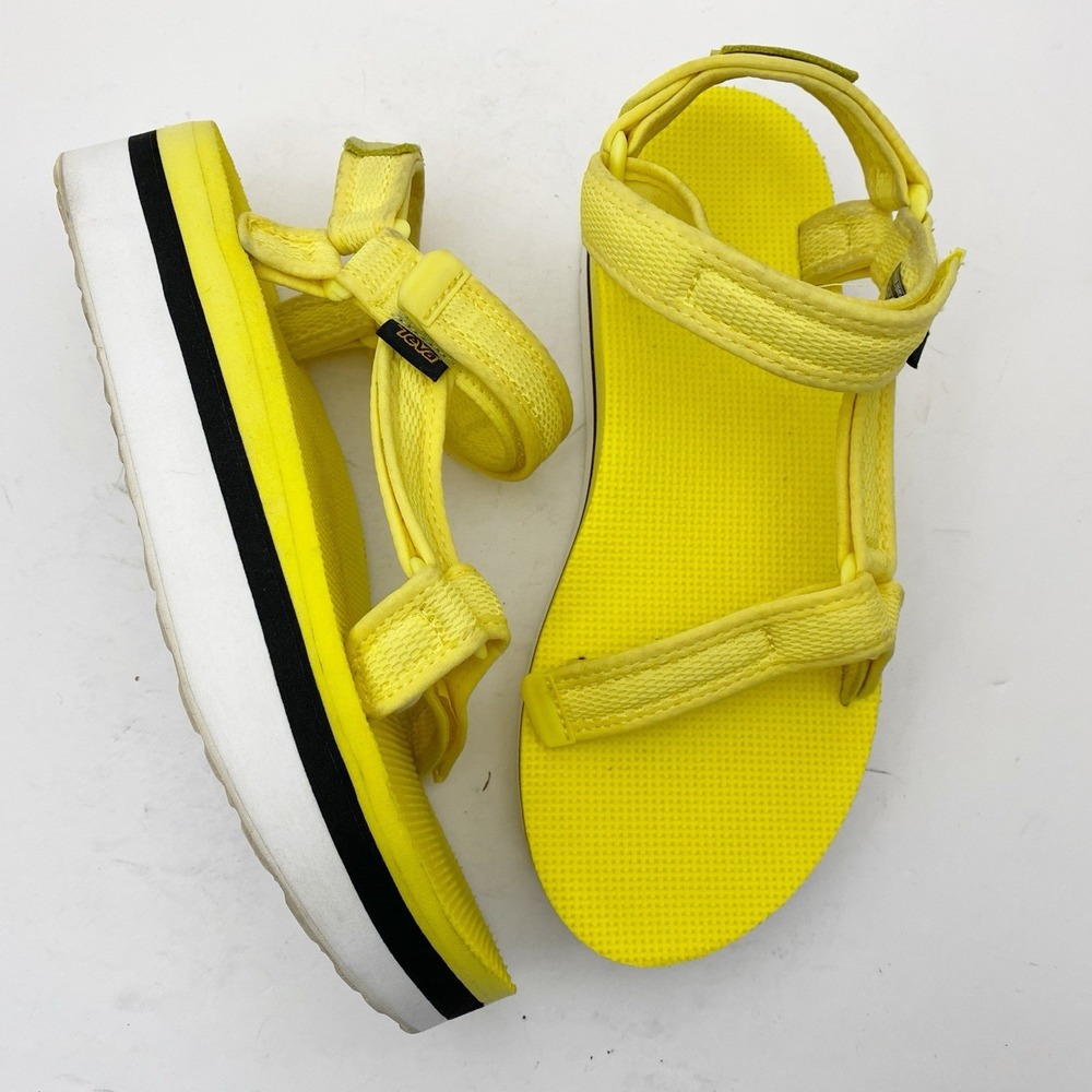 Teva Flatform Universal Platform Strappy Sandals Womens 10 Yellow